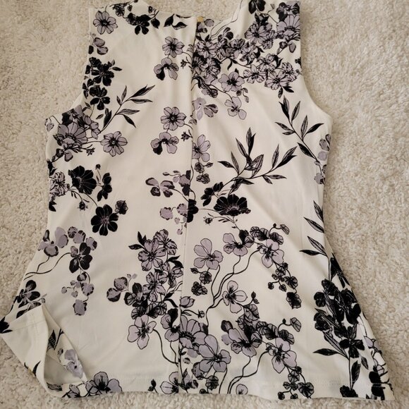 Calvin Klein Small gray|black|white shell - Picture 2 of 5